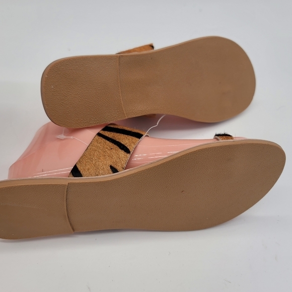 Coconuts by Matisse Riva Flat Sandals Zebra NWOT Tan Black Size 8 - Picture 6 of 9